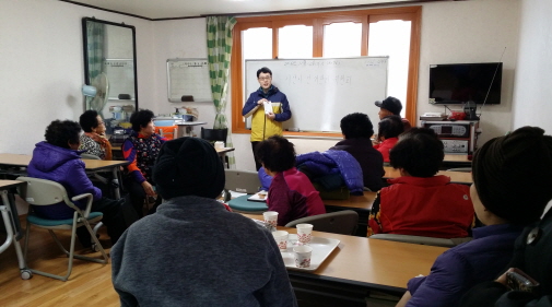 마을학교 문해교실 수강생을 대상으로 선거체험 및 선거법 안내 실시
